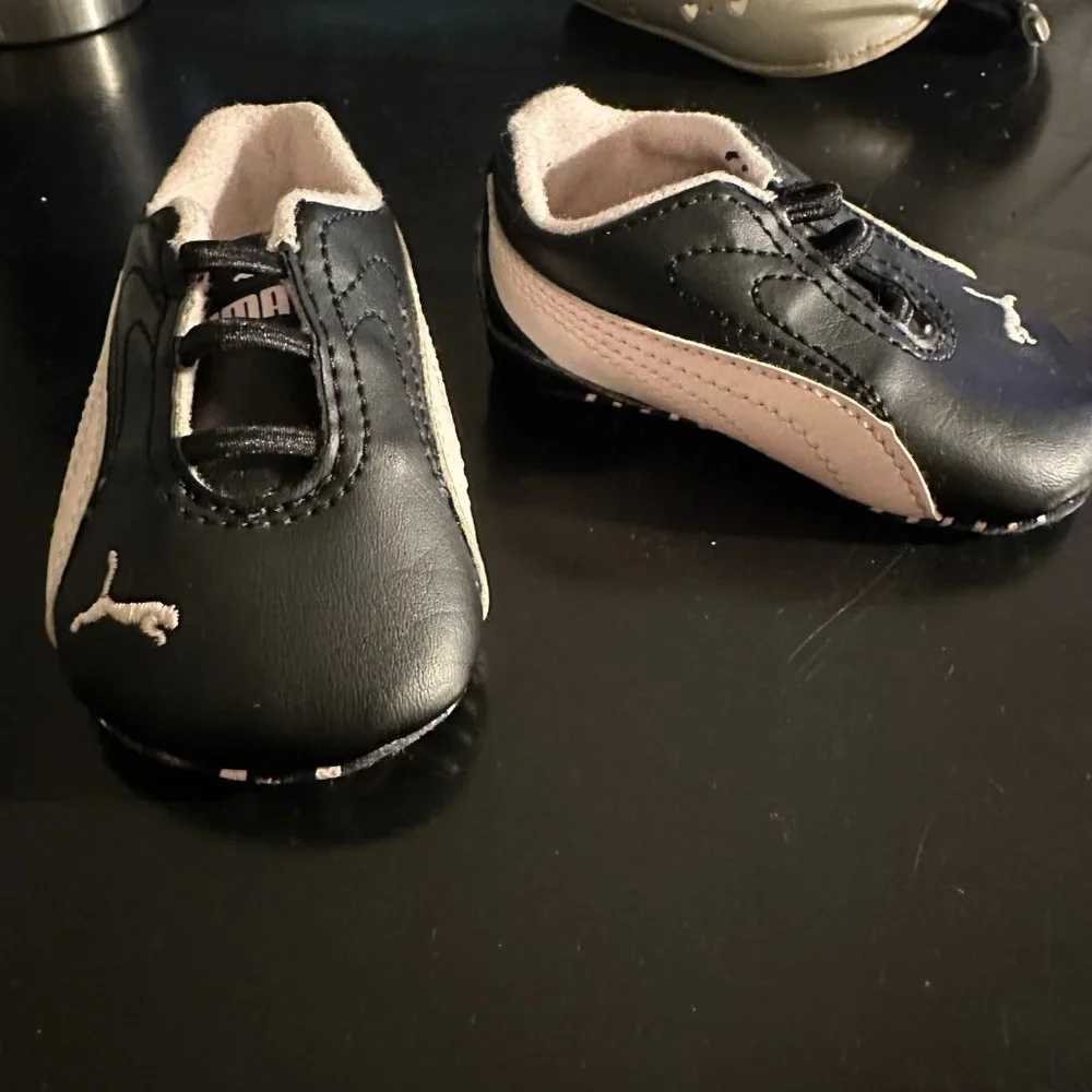 Puma Baby Girls Black Sneakers Sz 1